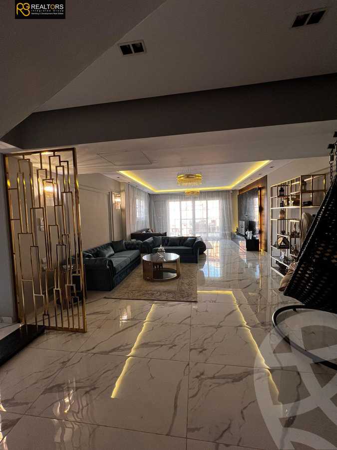 https://aqarmap.com.eg/ar/listing/5607290-for-sale-cairo-6th-of-october-compounds-pyramids-walk