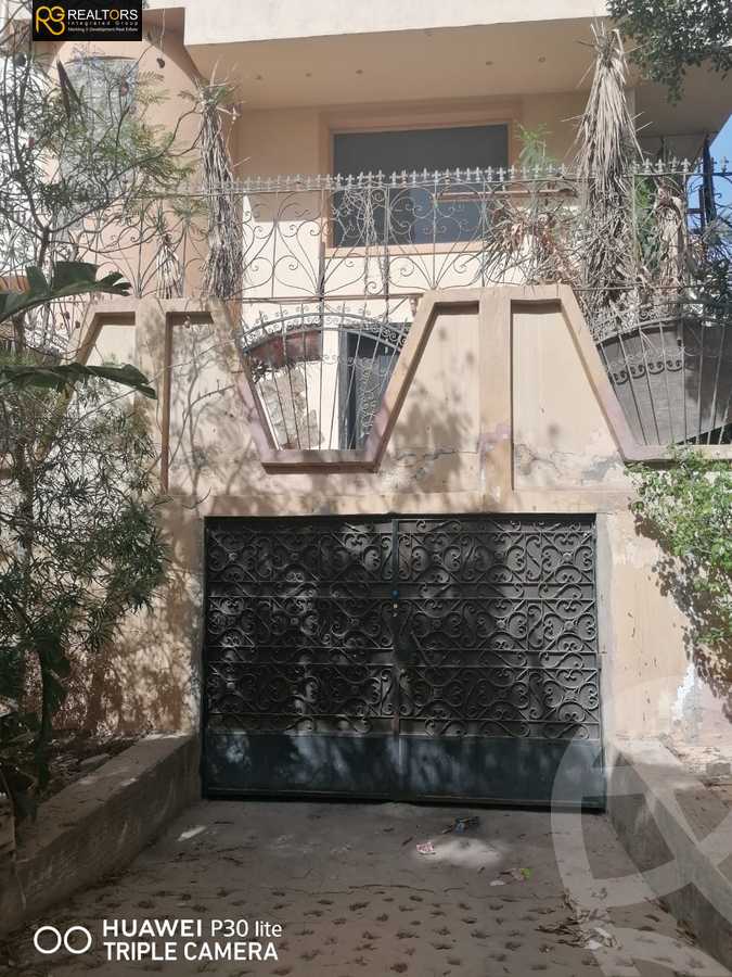 https://aqarmap.com.eg/ar/listing/5630486-for-sale-cairo-6th-of-october-el-ahyaa-neighborhood-3rd-al-hay-al-thalith-st
