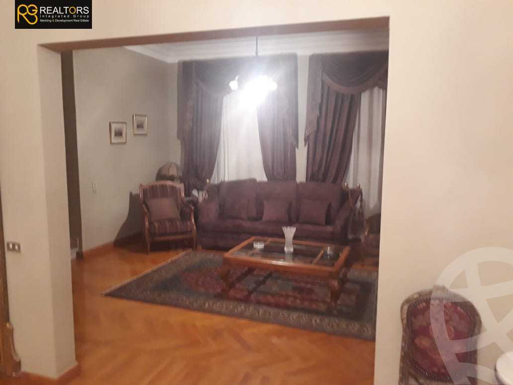 https://aqarmap.com.eg/ar/listing/5630675-for-rent-cairo-6th-of-october-compounds-royal-hills