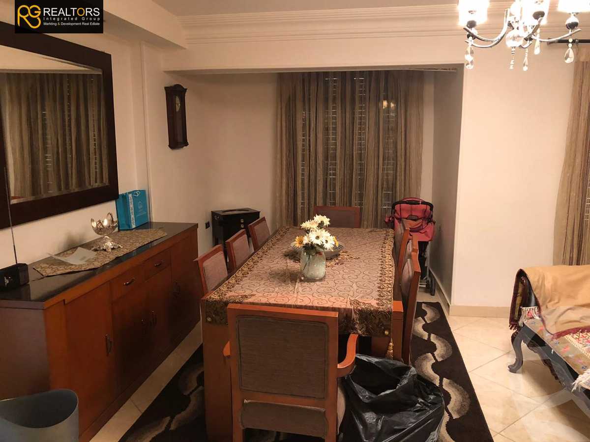 https://aqarmap.com.eg/en/listing/5630902-for-sale-cairo-6th-of-october-el-ahyaa-neighborhood-7th-mecca-el-mokarrama-st