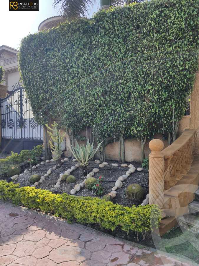https://aqarmap.com.eg/en/listing/5631138-for-sale-cairo-6th-of-october-compounds-mena-garden-city