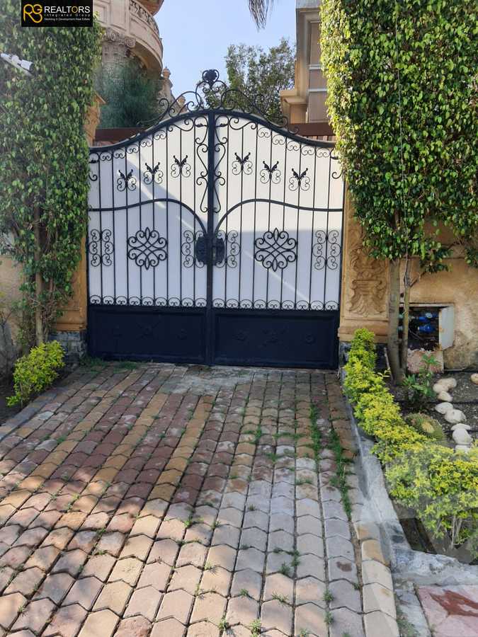 https://aqarmap.com.eg/en/listing/5631138-for-sale-cairo-6th-of-october-compounds-mena-garden-city