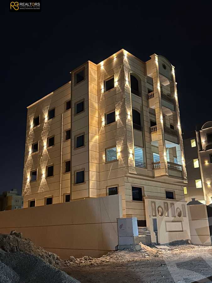 https://aqarmap.com.eg/en/listing/5631315-for-sale-cairo-6th-of-october-el-wahatt-road