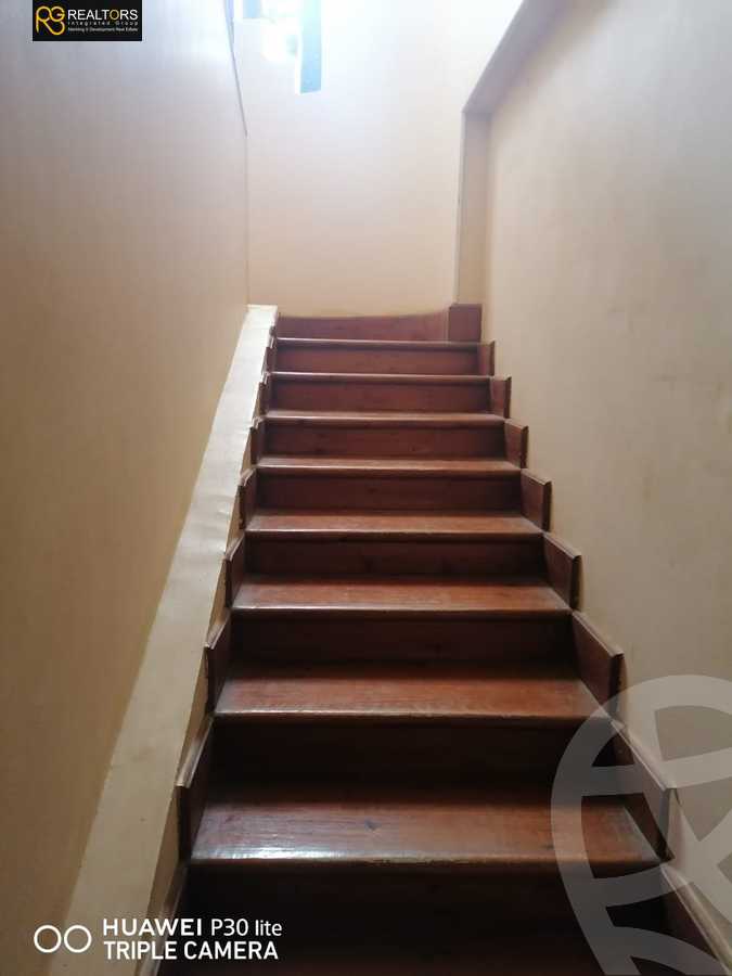 https://aqarmap.com.eg/ar/listing/5633212-for-sale-cairo-6th-of-october-el-ahyaa-neighborhood-3rd-al-hay-al-thalith-st