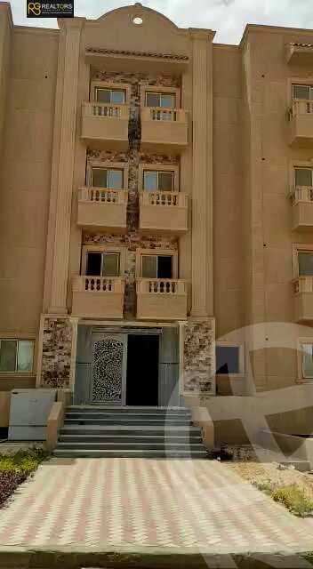 https://aqarmap.com.eg/en/listing/5656973-for-sale-cairo-6th-of-october-compounds-dream-land-flower-resort