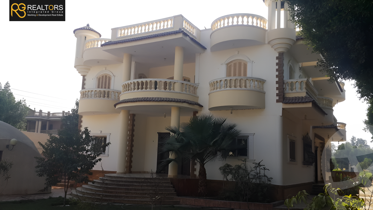 https://aqarmap.com.eg/en/listing/5658494-for-sale-cairo-el-sheikh-zayed-city-alex-cairo-desert-road