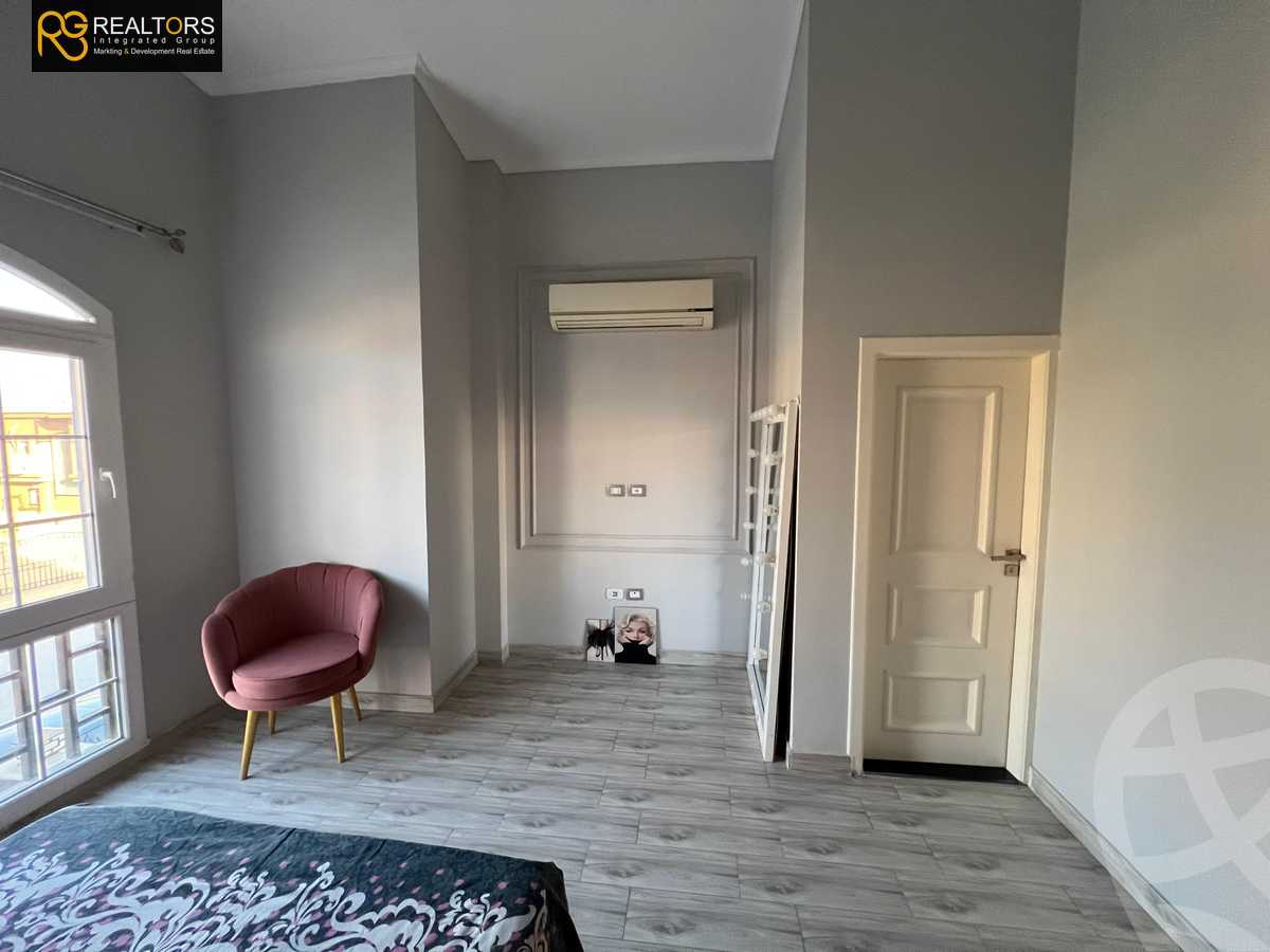 https://aqarmap.com.eg/en/listing/5658506-for-sale-cairo-6th-of-october-compounds-pyramids-walk