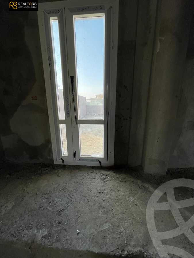 https://aqarmap.com.eg/en/listing/5661623-for-sale-cairo-el-sheikh-zayed-city-compounds-zayed-regency