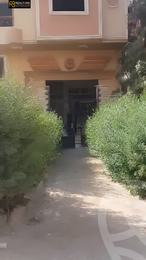 https://aqarmap.com.eg/en/listing/5667326-for-sale-cairo-6th-of-october-el-ahyaa-neighborhood-5th