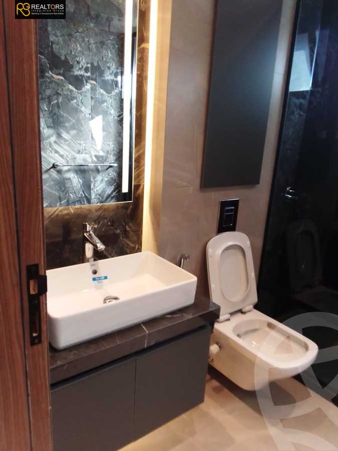 https://aqarmap.com.eg/en/listing/5677695-for-sale-cairo-el-sheikh-zayed-city-compounds-el-patio-zahraa