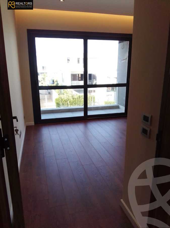 https://aqarmap.com.eg/en/listing/5677695-for-sale-cairo-el-sheikh-zayed-city-compounds-el-patio-zahraa