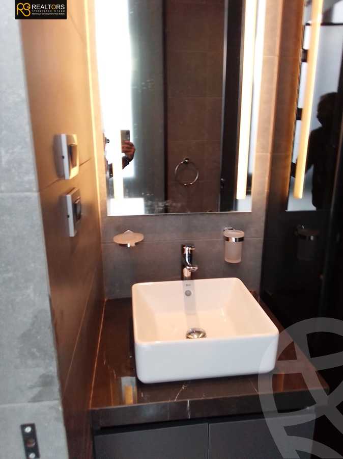 https://aqarmap.com.eg/en/listing/5677695-for-sale-cairo-el-sheikh-zayed-city-compounds-el-patio-zahraa
