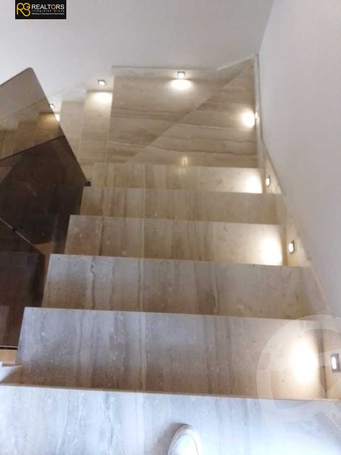 https://aqarmap.com.eg/en/listing/5677695-for-sale-cairo-el-sheikh-zayed-city-compounds-el-patio-zahraa