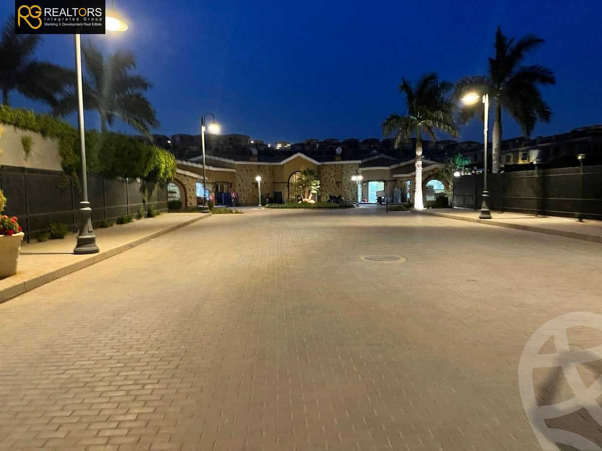 https://aqarmap.com.eg/ar/listing/5677720-for-sale-cairo-6th-of-october-compounds-pyramids-walk