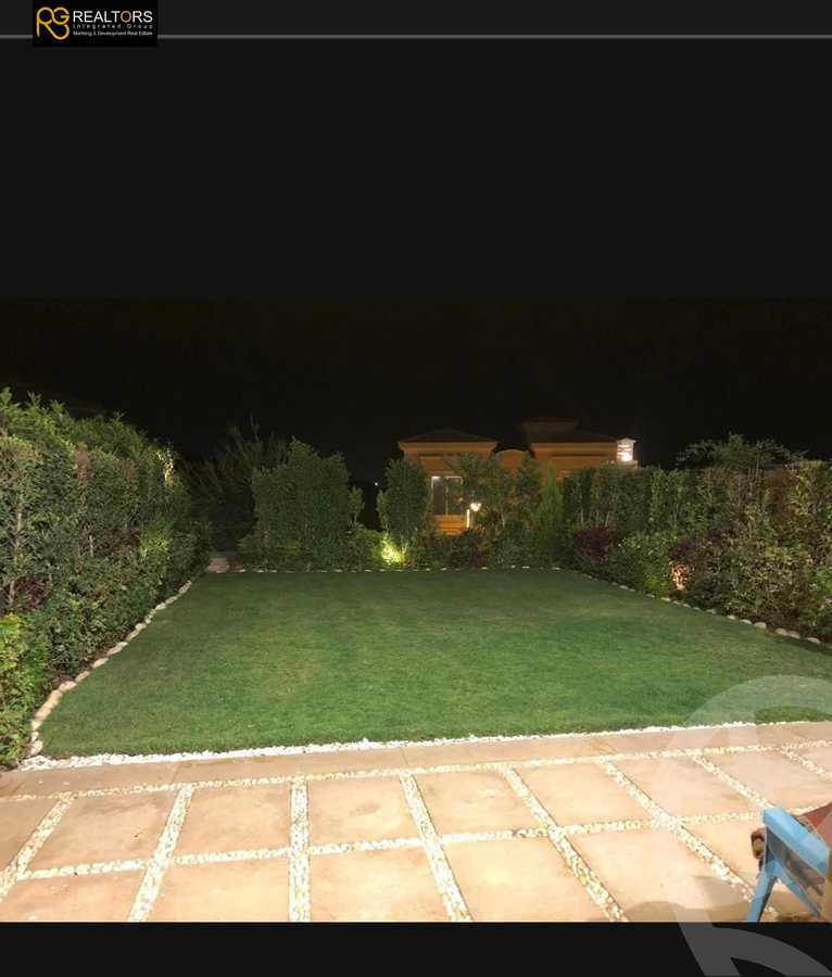 https://aqarmap.com.eg/en/listing/5677725-for-sale-cairo-el-sheikh-zayed-city-compounds-royal-meadows