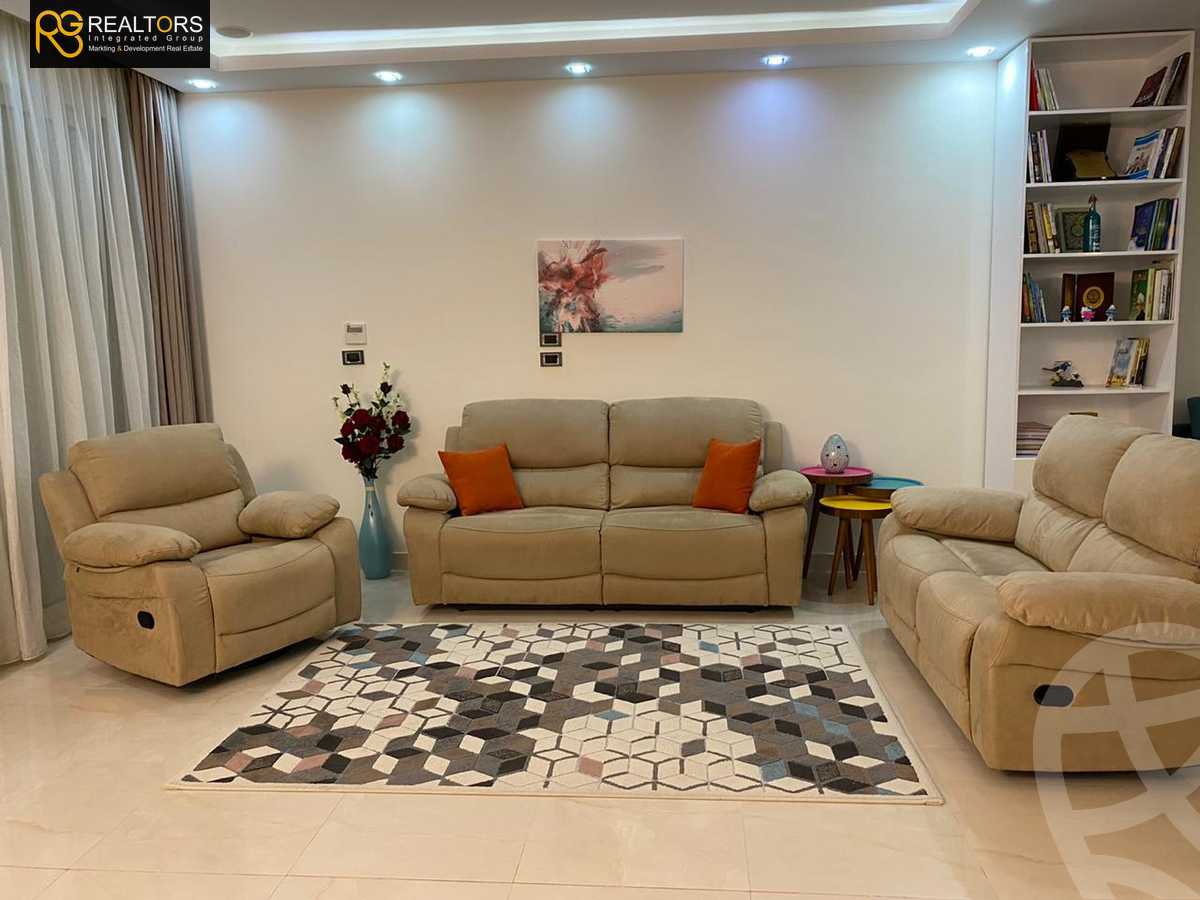 https://aqarmap.com.eg/en/listing/5677776-for-sale-cairo-6th-of-october-compounds-new-giza-kingsrange-new-giza