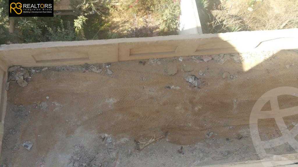 https://aqarmap.com.eg/en/listing/5677856-for-sale-cairo-el-sheikh-zayed-city-compounds-el-yasmeen-compound