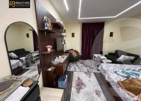 https://aqarmap.com.eg/ar/listing/5678015-for-sale-cairo-el-sheikh-zayed-city-lshykh-zyd-ljdyd-el-reef-el-oroby