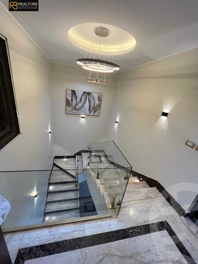https://aqarmap.com.eg/ar/listing/5678062-for-sale-cairo-el-sheikh-zayed-city-compounds-el-khamayel