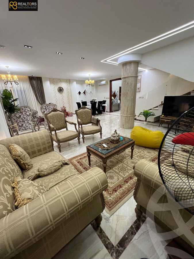 https://aqarmap.com.eg/ar/listing/5678062-for-sale-cairo-el-sheikh-zayed-city-compounds-el-khamayel