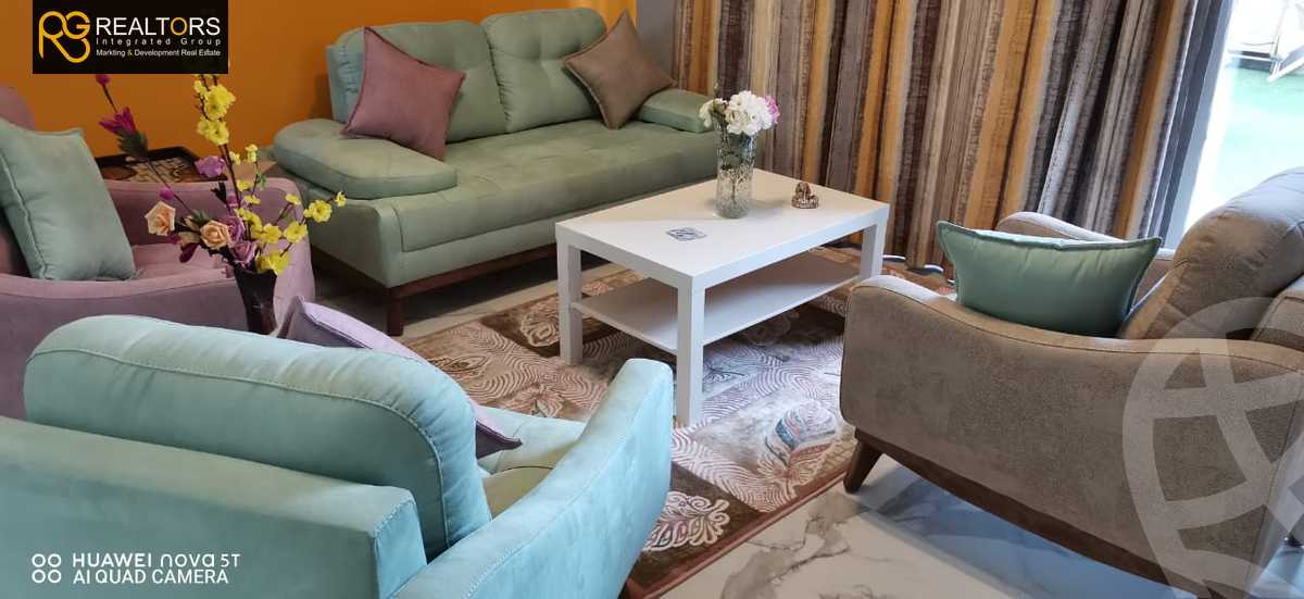 https://aqarmap.com.eg/en/listing/5678067-for-sale-cairo-el-sheikh-zayed-city-compounds