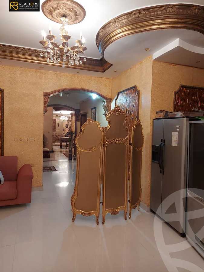 https://aqarmap.com.eg/ar/listing/5707639-for-sale-cairo-el-sheikh-zayed-city-compounds-el-yasmeen-compound