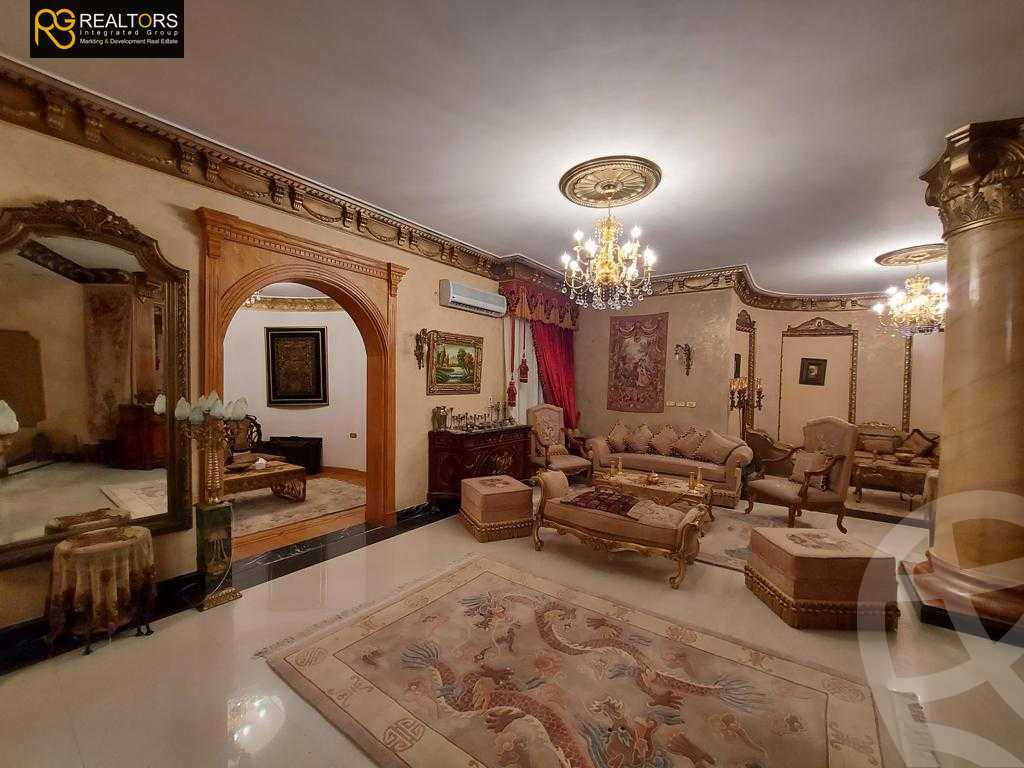 https://aqarmap.com.eg/ar/listing/5707639-for-sale-cairo-el-sheikh-zayed-city-compounds-el-yasmeen-compound