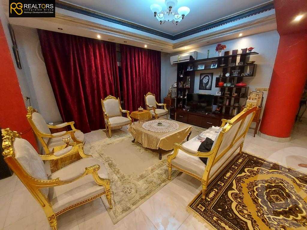 https://aqarmap.com.eg/ar/listing/5707639-for-sale-cairo-el-sheikh-zayed-city-compounds-el-yasmeen-compound