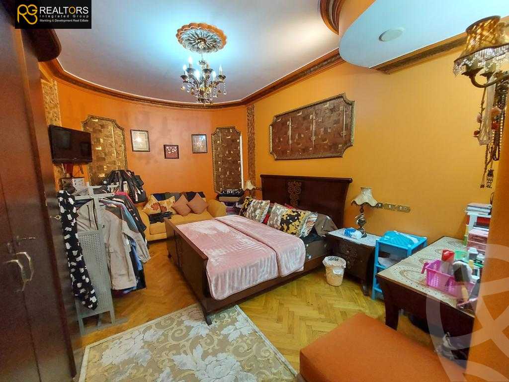 https://aqarmap.com.eg/ar/listing/5707639-for-sale-cairo-el-sheikh-zayed-city-compounds-el-yasmeen-compound