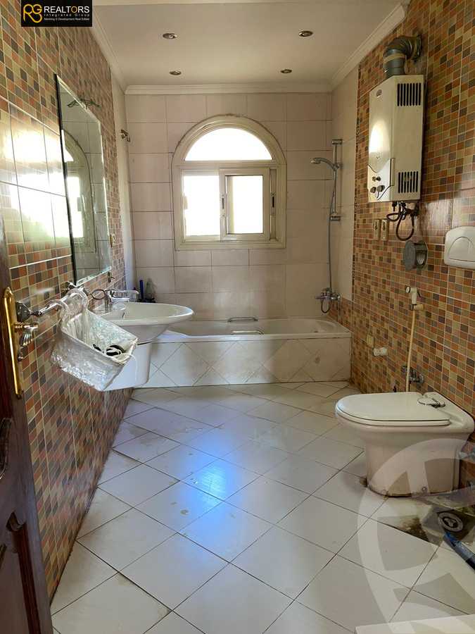 https://aqarmap.com.eg/en/listing/5707715-for-sale-cairo-el-sheikh-zayed-city-compounds-hadayek-el-mohandiseen