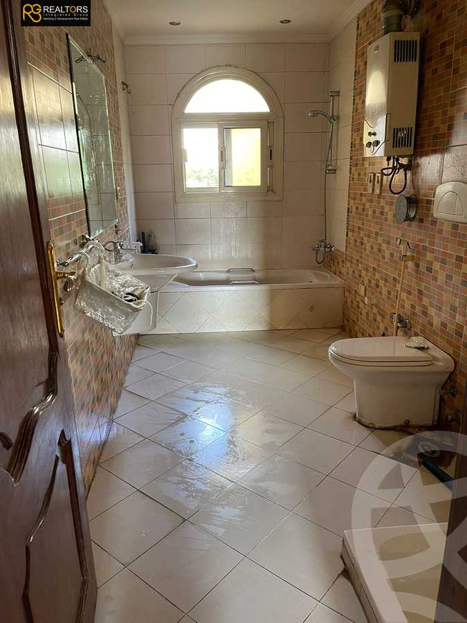 https://aqarmap.com.eg/en/listing/5707715-for-sale-cairo-el-sheikh-zayed-city-compounds-hadayek-el-mohandiseen