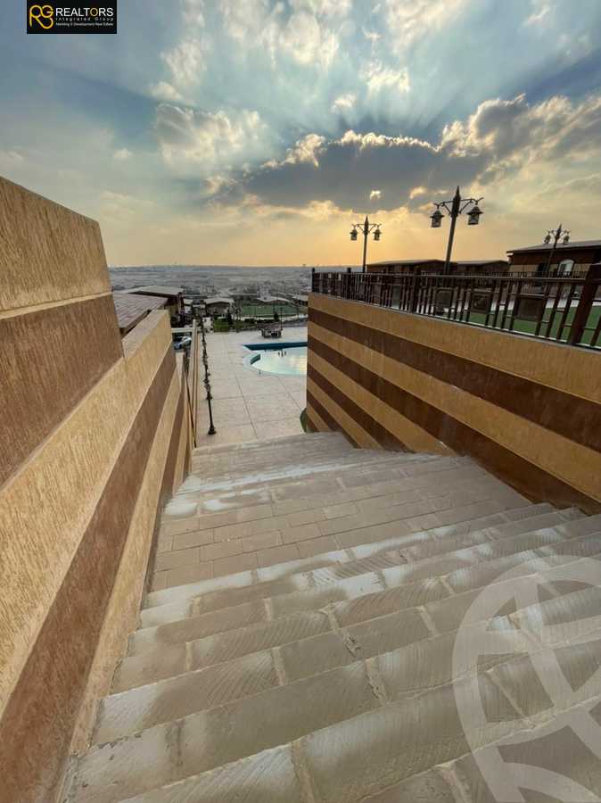 https://aqarmap.com.eg/ar/listing/5713276-for-sale-cairo-6th-of-october-compounds-pyramids-walk