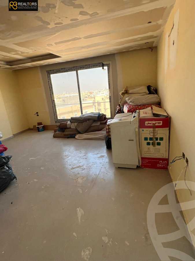 https://aqarmap.com.eg/ar/listing/5713288-for-sale-cairo-6th-of-october-compounds-l-fyd-lbstn