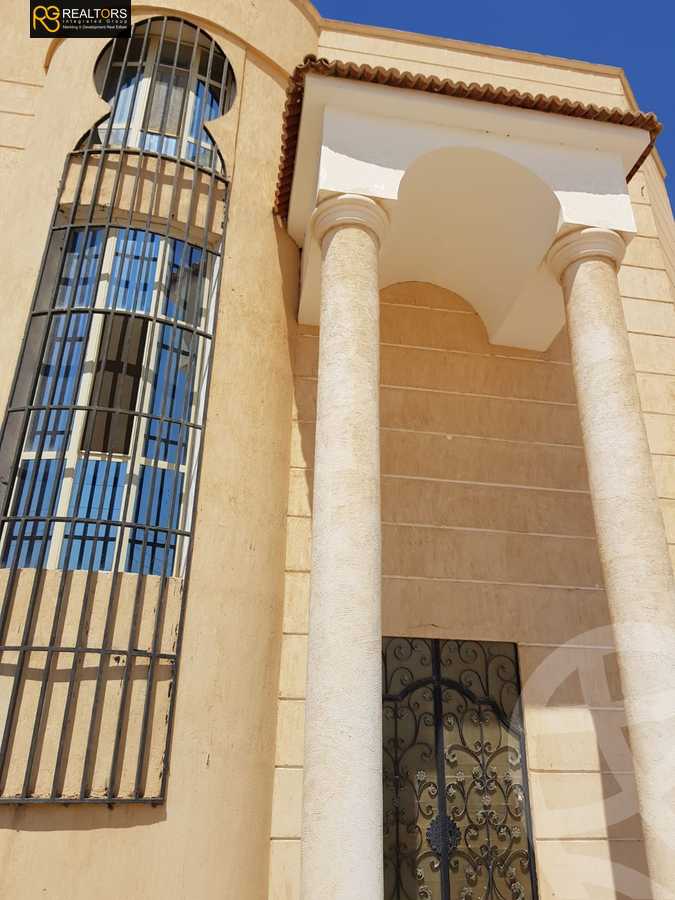 https://aqarmap.com.eg/ar/listing/5713312-for-sale-cairo-el-sheikh-zayed-city-lshykh-zyd-ljdyd-el-reef-el-oroby