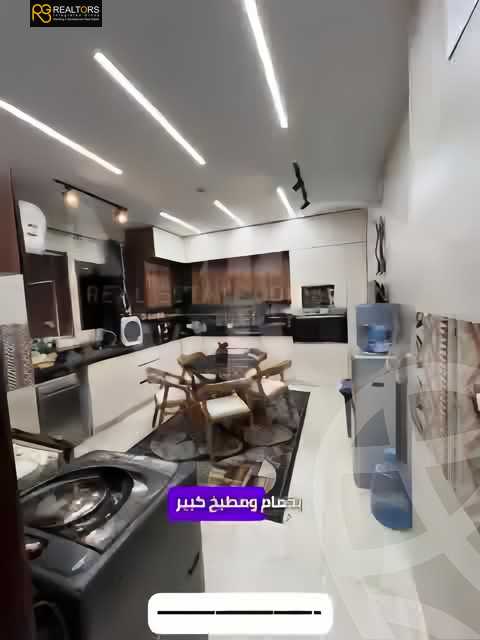 https://aqarmap.com.eg/ar/listing/5713578-for-sale-cairo-el-sheikh-zayed-city-compounds-el-khamayel