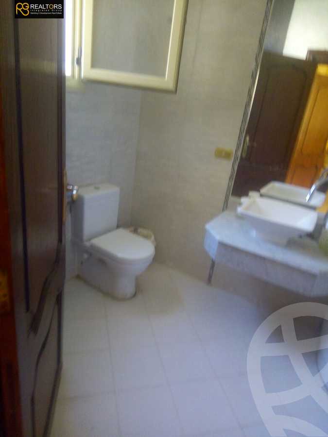 https://aqarmap.com.eg/en/listing/5713678-for-sale-cairo-el-sheikh-zayed-city-compounds-hadayek-el-mohandiseen