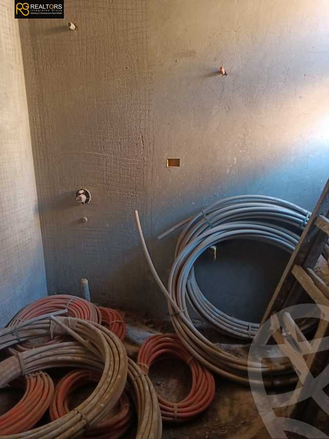 https://aqarmap.com.eg/ar/listing/5713793-for-sale-cairo-el-sheikh-zayed-city-compounds-jeera
