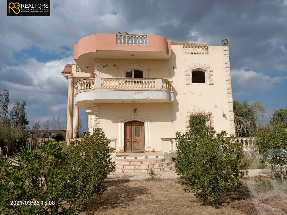 https://aqarmap.com.eg/en/listing/5713825-for-sale-cairo-el-sheikh-zayed-city-lshykh-zyd-ljdyd-el-reef-el-oroby