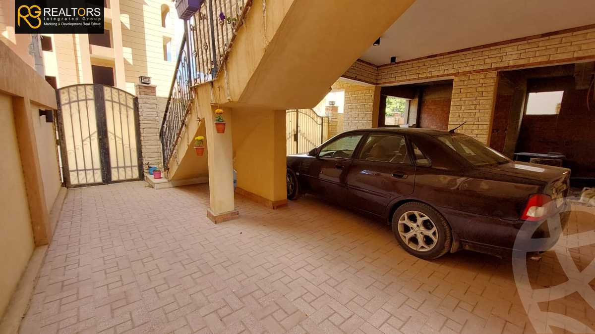 https://aqarmap.com.eg/en/listing/5720397-for-sale-cairo-6th-of-october-el-ahyaa-neighborhood-3rd-al-hay-al-thalith-st