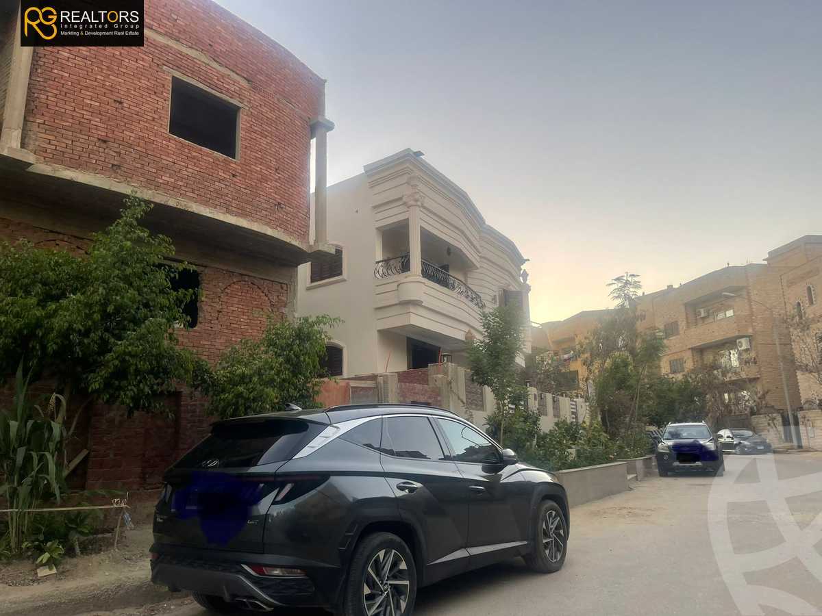 https://aqarmap.com.eg/en/listing/5722901-for-sale-cairo-6th-of-october-el-ahyaa-neighborhood-7th-mecca-el-mokarrama-st