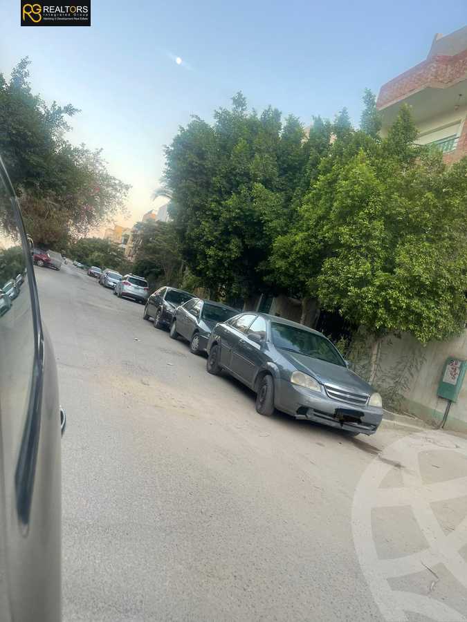 https://aqarmap.com.eg/en/listing/5722901-for-sale-cairo-6th-of-october-el-ahyaa-neighborhood-7th-mecca-el-mokarrama-st