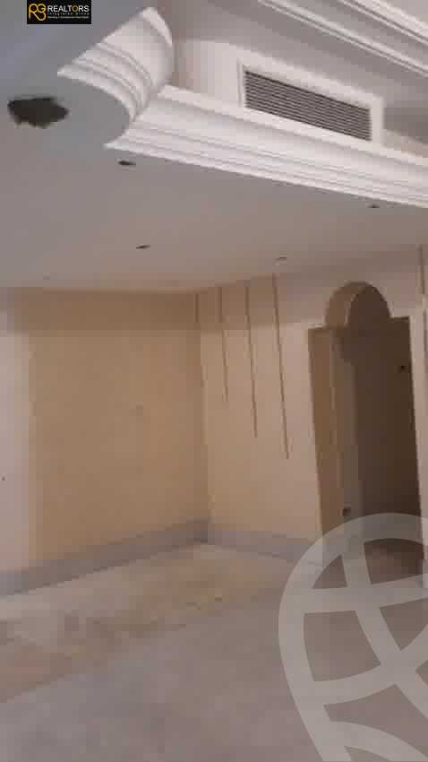 https://aqarmap.com.eg/en/listing/5728590-for-sale-cairo-el-mohandesen-sphinx-square