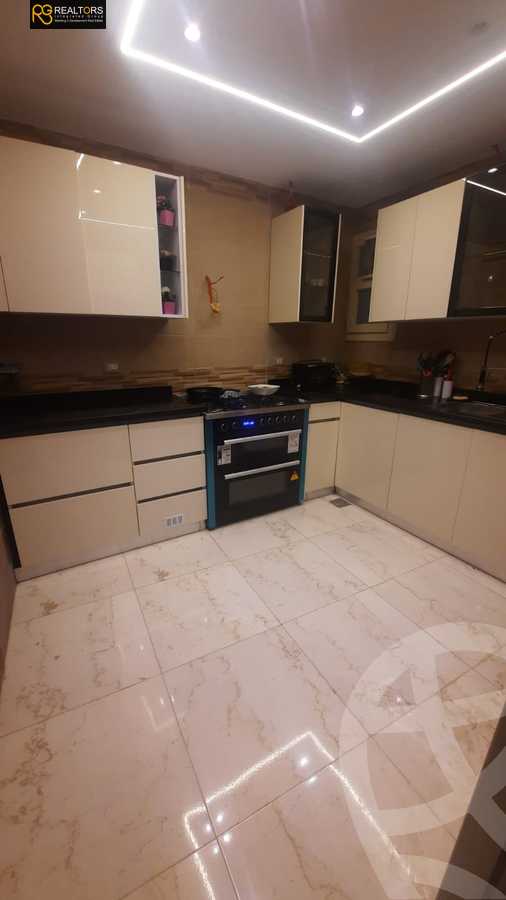 https://aqarmap.com.eg/en/listing/5731210-for-sale-cairo-new-cairo-compounds-jrdyny-hyts-3