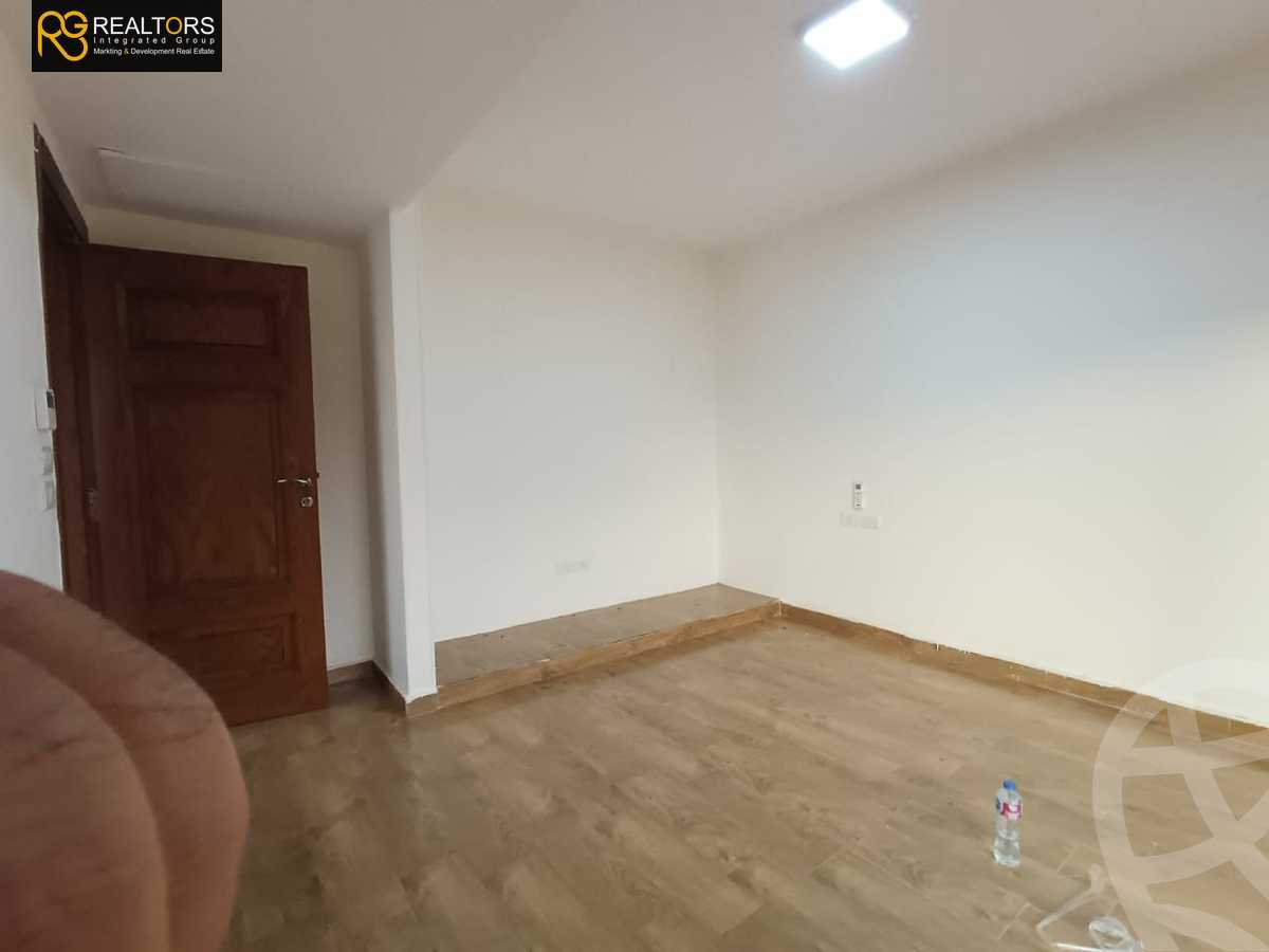 https://aqarmap.com.eg/ar/listing/5731501-for-sale-ain-elsokhna-resorts-empire-resort