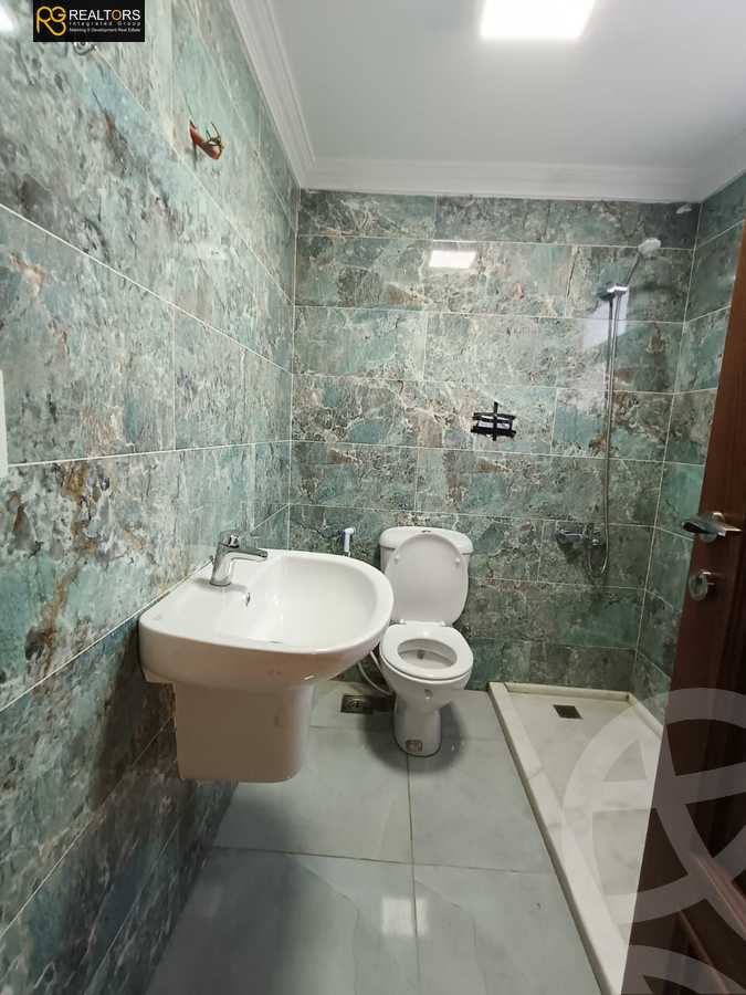 https://aqarmap.com.eg/ar/listing/5731501-for-sale-ain-elsokhna-resorts-empire-resort