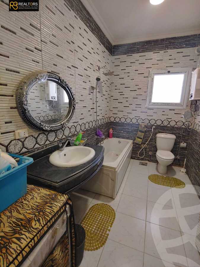 https://aqarmap.com.eg/en/listing/5733327-for-sale-cairo-el-sheikh-zayed-city-lshykh-zyd-ljdyd-golf-el-solimanya