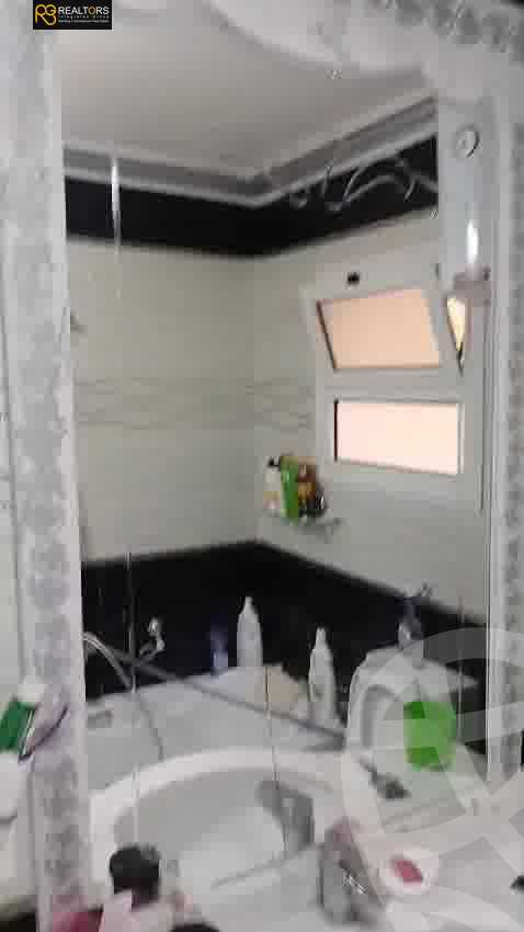 https://aqarmap.com.eg/en/listing/5736778-for-sale-cairo-hadayek-el-ahram-mntq-h