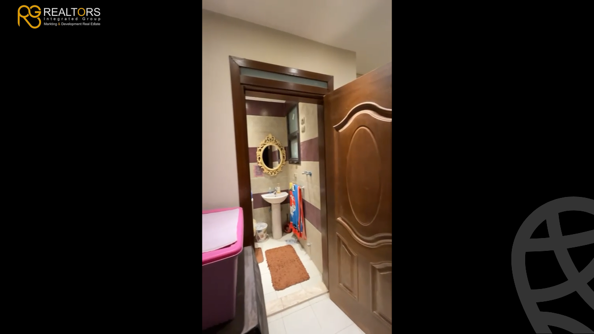 https://aqarmap.com.eg/en/listing/5743606-for-sale-cairo-el-sheikh-zayed-city-compounds-kmbwnd-wyst-twn-swdyk