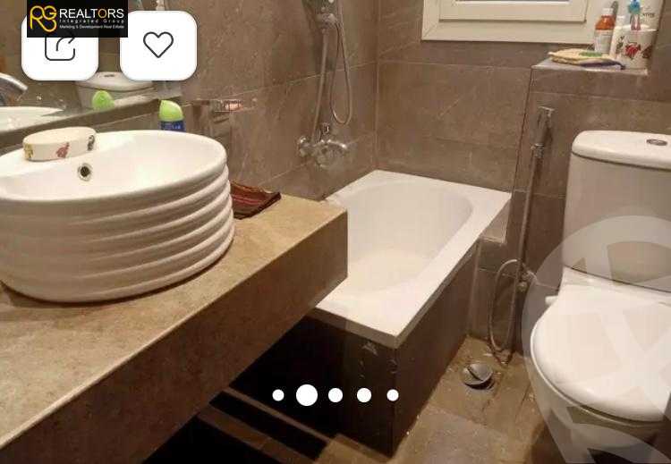 https://aqarmap.com.eg/en/listing/5743638-for-sale-cairo-el-sheikh-zayed-city-compounds-royal-meadows