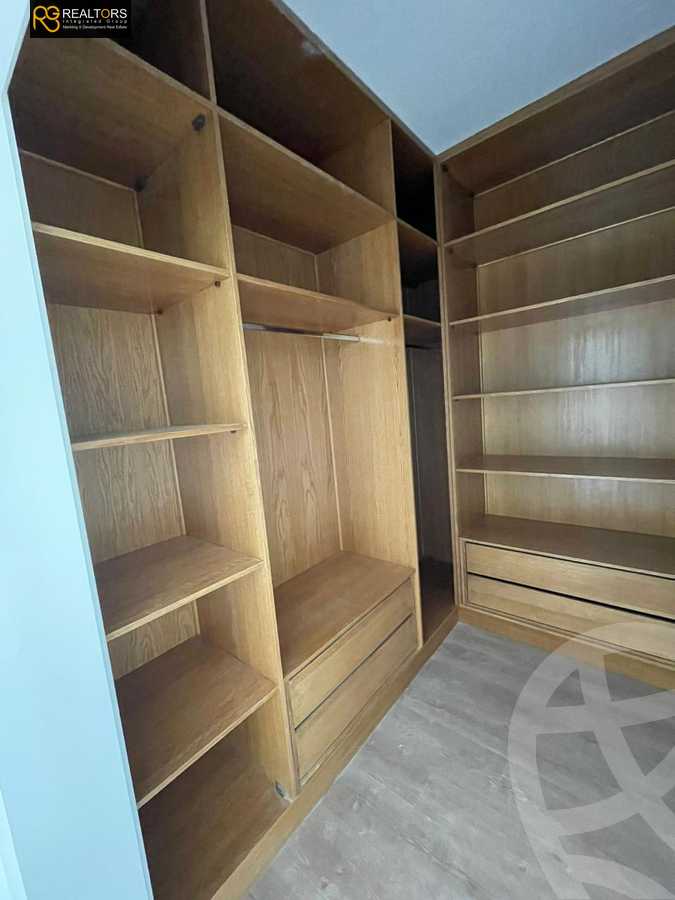 https://aqarmap.com.eg/ar/listing/5743669-for-rent-cairo-el-sheikh-zayed-city-compounds-the-courtyard